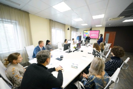 Губернатор Илья Середюк: для начинающих предпринимателей проводим обучающую программу «Азбука бизнеса»