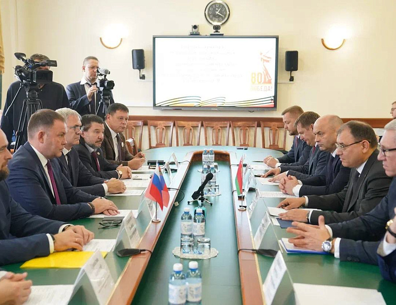 Губернатор Кузбасса Илья Середюк провел совещание с делегацией Республики Беларусь